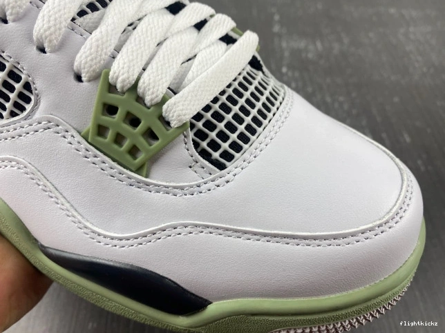 Jordan 4 Seafoam AQ9129-103 Air WMNS 0730